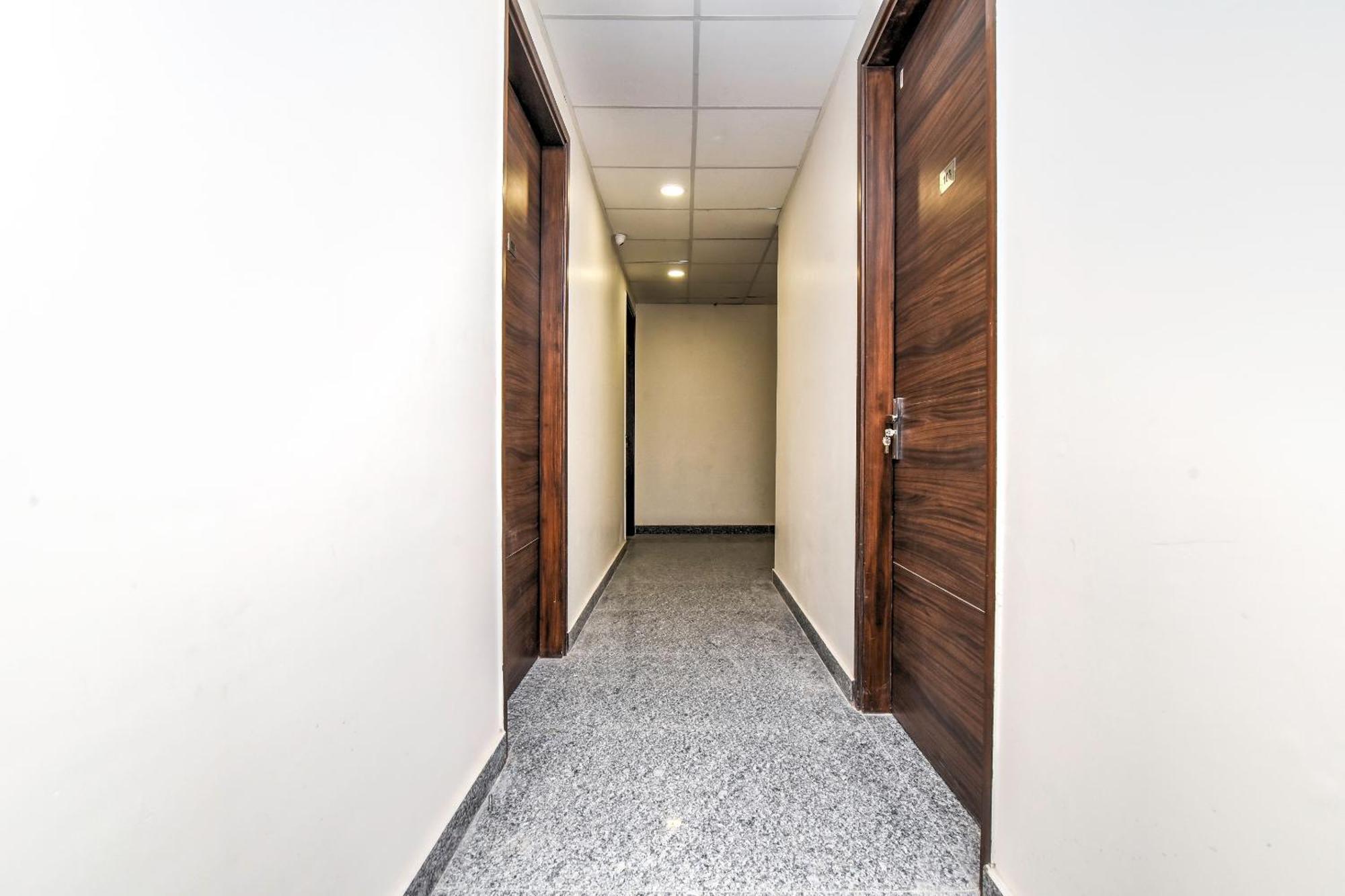 Hotel O Ashoka Residency Chandīgarh Zewnętrze zdjęcie